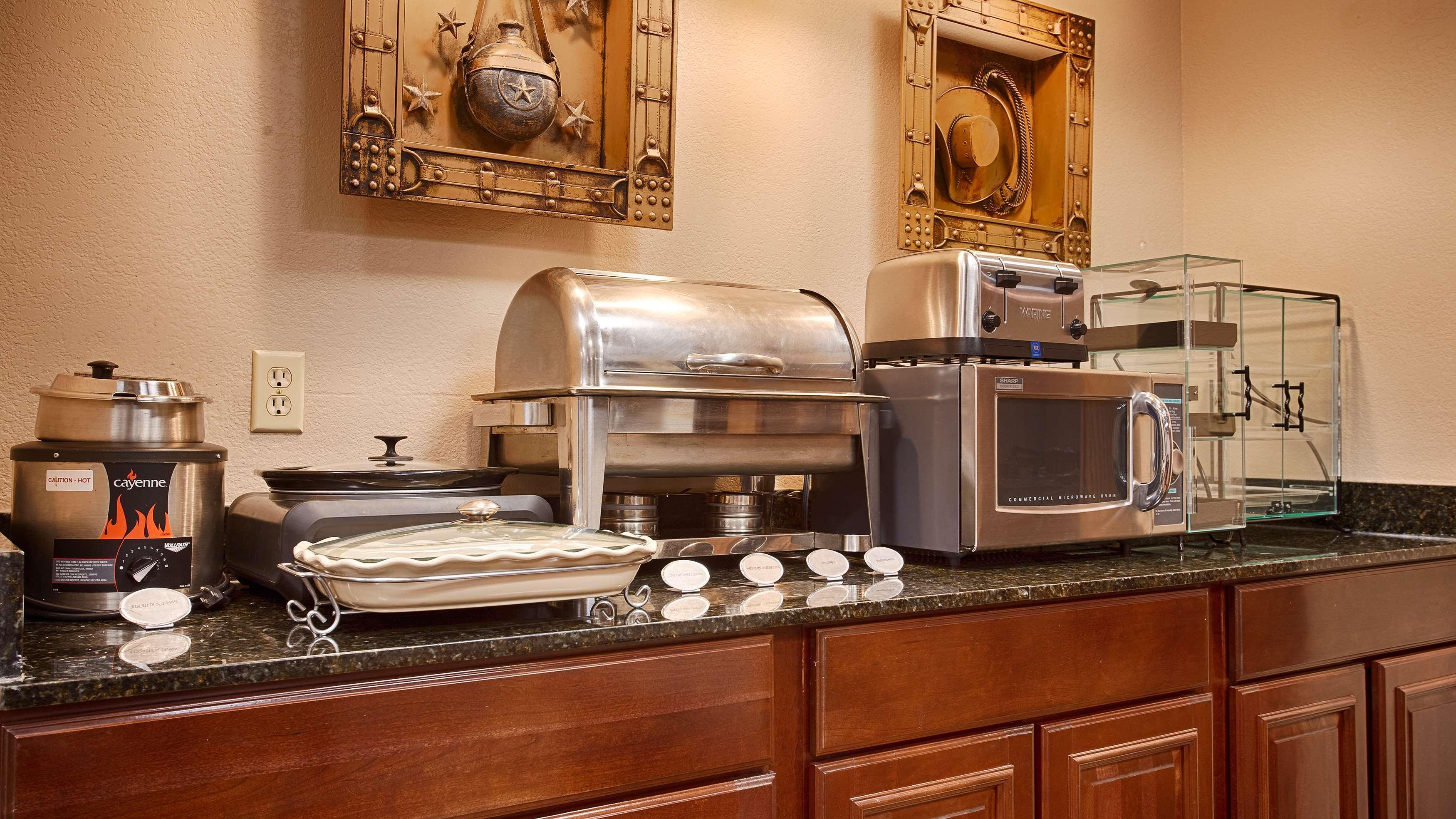 Best Western Plus Country Inn & Suites Dodge City Esterno foto
