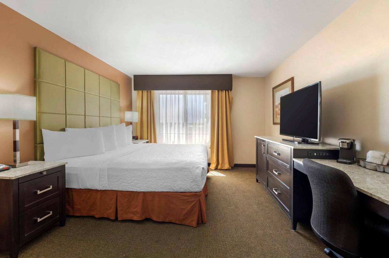Best Western Plus Country Inn & Suites Dodge City Esterno foto